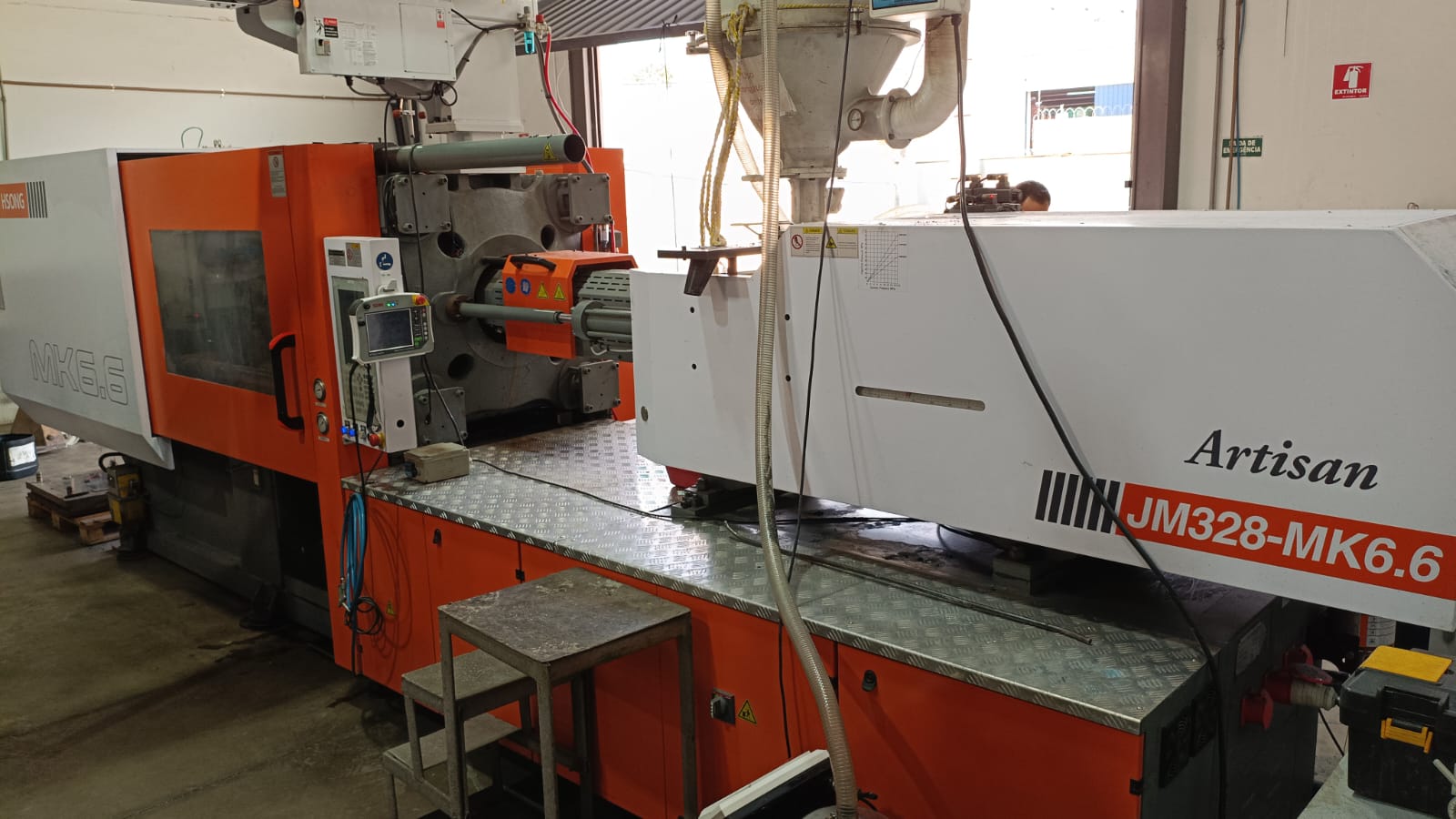 Injetora Chen Hsong 328 MK6.6